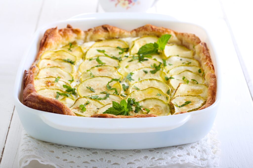 Torta salata con zucchine e formaggio