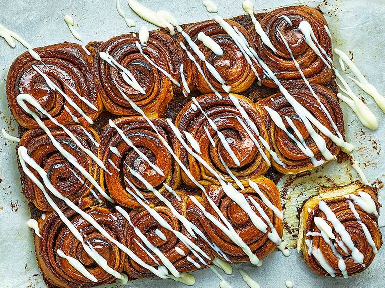 Ricetta Cinnamon Rolls: Delizia morbida e speziata