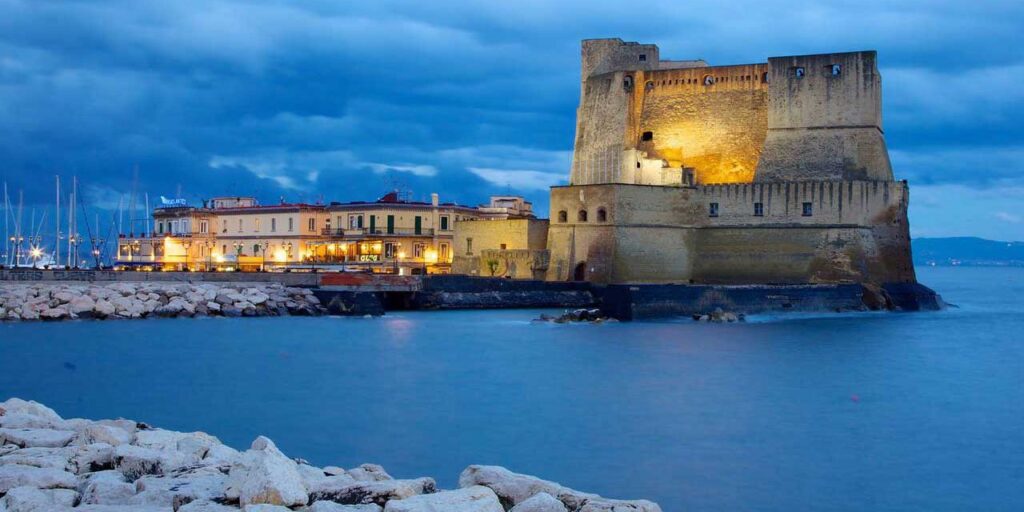 Il lungomare di Napoli
