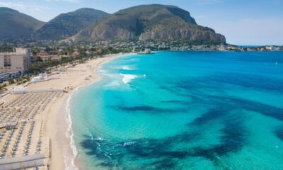Spiaggia di Mondello: Paradiso costiero di Palermo